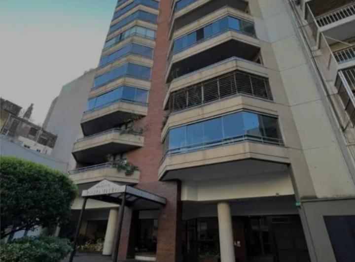 Departamento · 140m² · 4 Ambientes · 1 Cochera