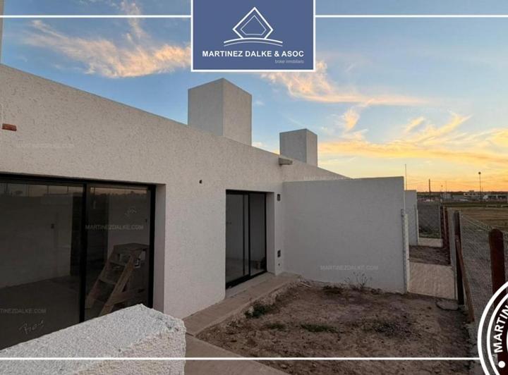 Casa · 51m² · 2 Ambientes · 1 Cochera