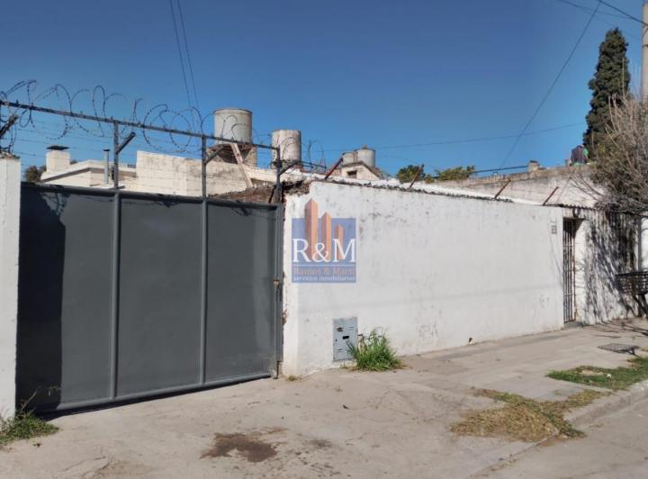 Casa · 80m² · 5 Ambientes · 14 Cocheras