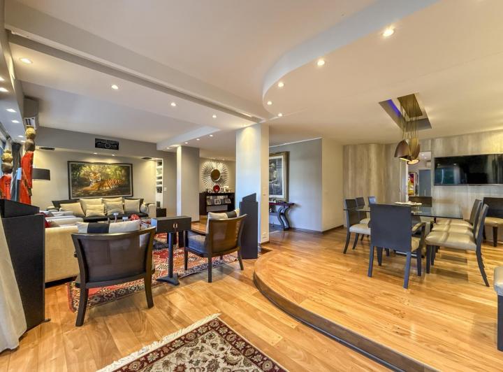 Departamento · 159m² · 5 Ambientes · 1 Cochera
