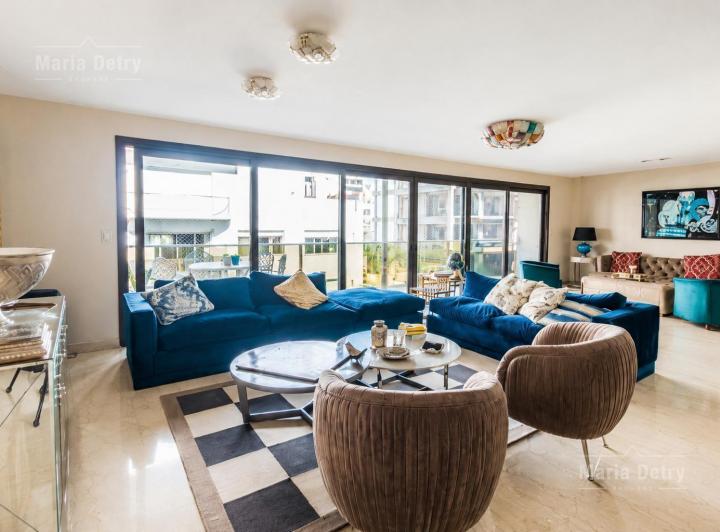 Departamento · 242m² · 6 Ambientes · 2 Cocheras