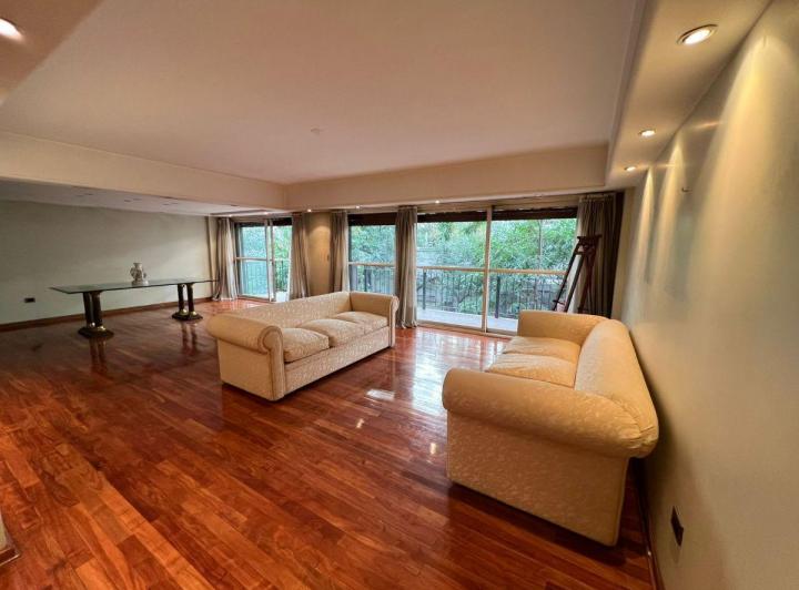Departamento · 180m² · 5 Ambientes · 1 Cochera