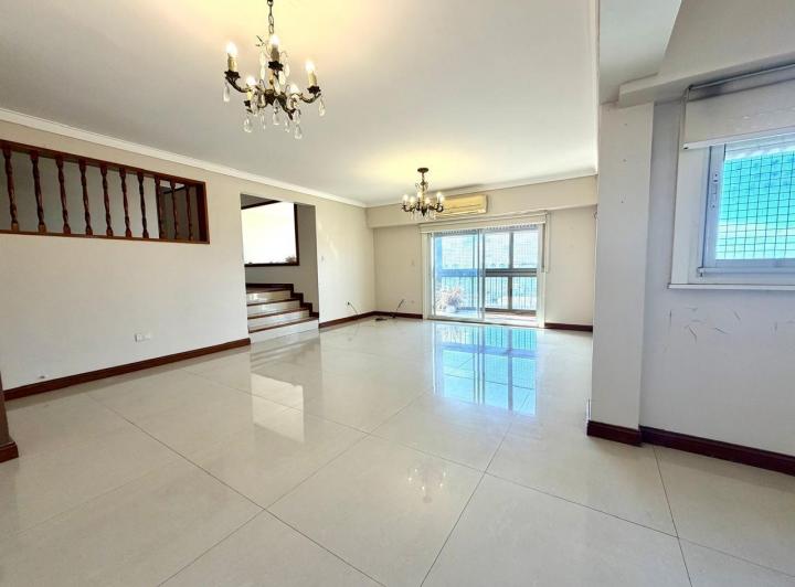 Departamento · 189m² · 4 Ambientes · 1 Cochera
