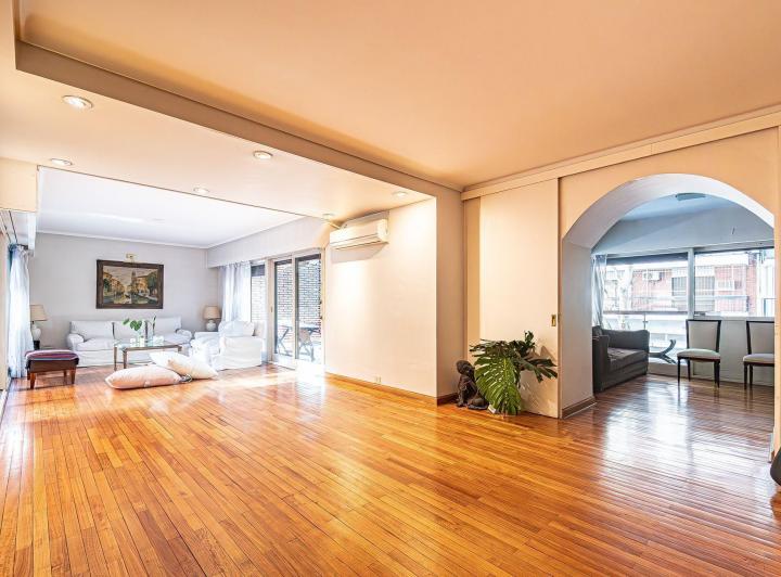 Departamento · 141m² · 5 Ambientes · 1 Cochera