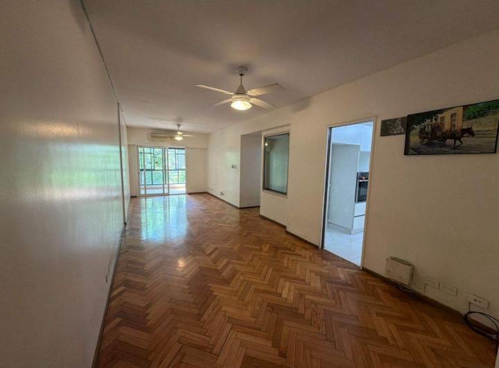 Departamento · 83m² · 4 Ambientes · 2 Cocheras