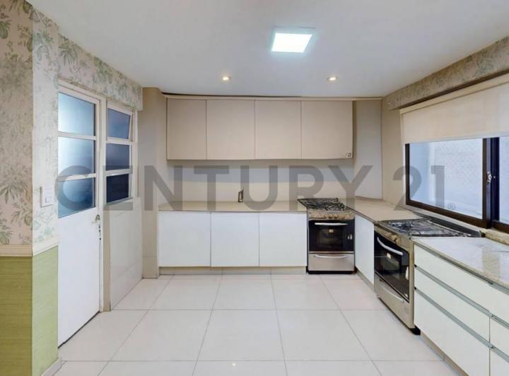 Departamento · 164m² · 4 Ambientes · 1 Cochera