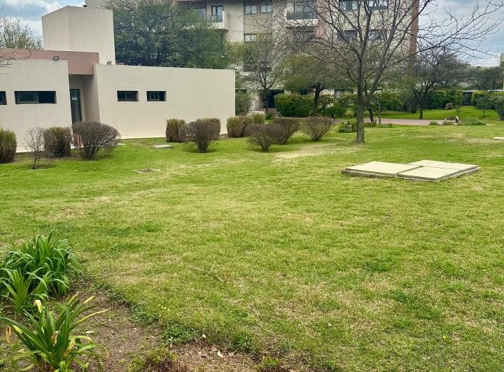Departamento · 80m² · 5 Ambientes · 1 Cochera