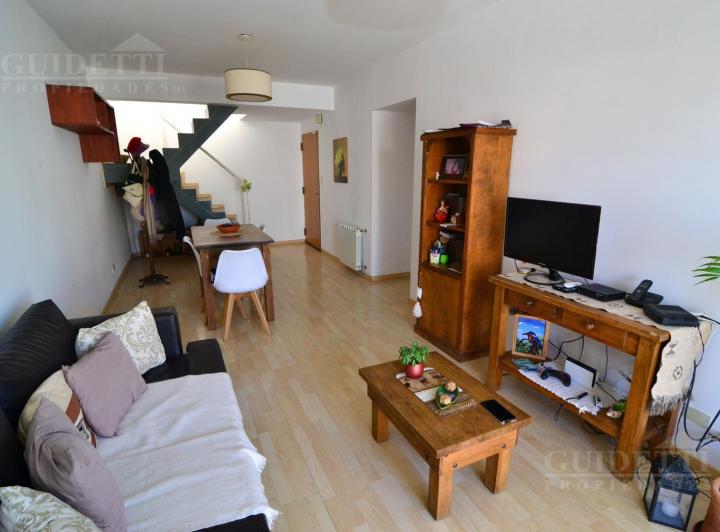 Departamento · 74m² · 4 Ambientes · 1 Cochera