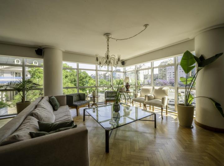 Departamento · 250m² · 4 Ambientes · 2 Cocheras