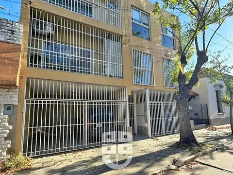Cochera en Venta en Sarmiento, Rosario