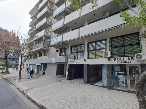 Cochera en Venta en Nuestra Señora De Lourdes, Rosario