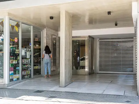 Cochera en Venta en Abasto, Rosario