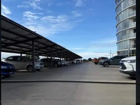Cochera en Venta en Zona Puerto, Santa Fe