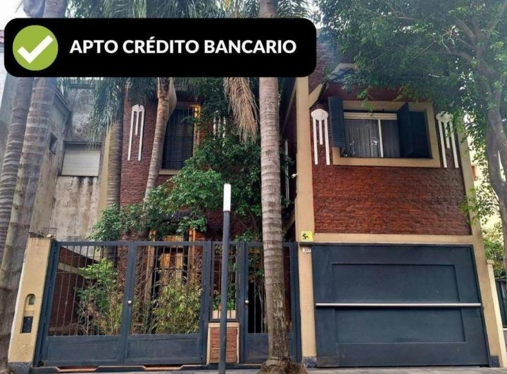 Casa · 230ha · 6 Ambientes