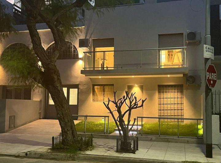 Casa · 265m² · 5 Ambientes · 1 Cochera