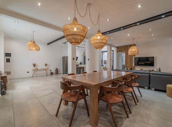 Casa · 177m² · 5 Ambientes · 1 Cochera