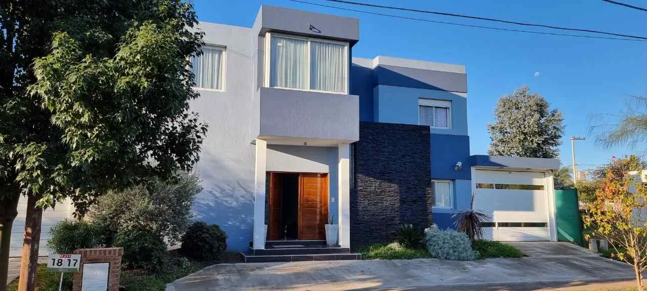 CASA EN VENTA COUNTRY SAN ALFONSO TALAR DE  MENDIOLAZA 3 D PPAL EN SUITE CVESTI...