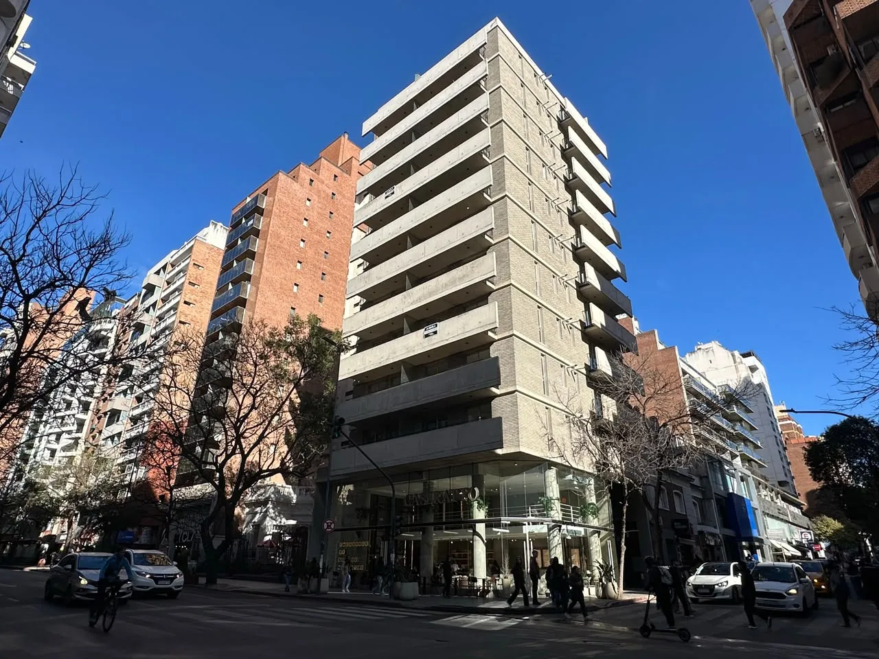 A ESTRENAR - 1 DORM + BALCÓN + BALCON TERRAZA PROPIO - NVA CBA
