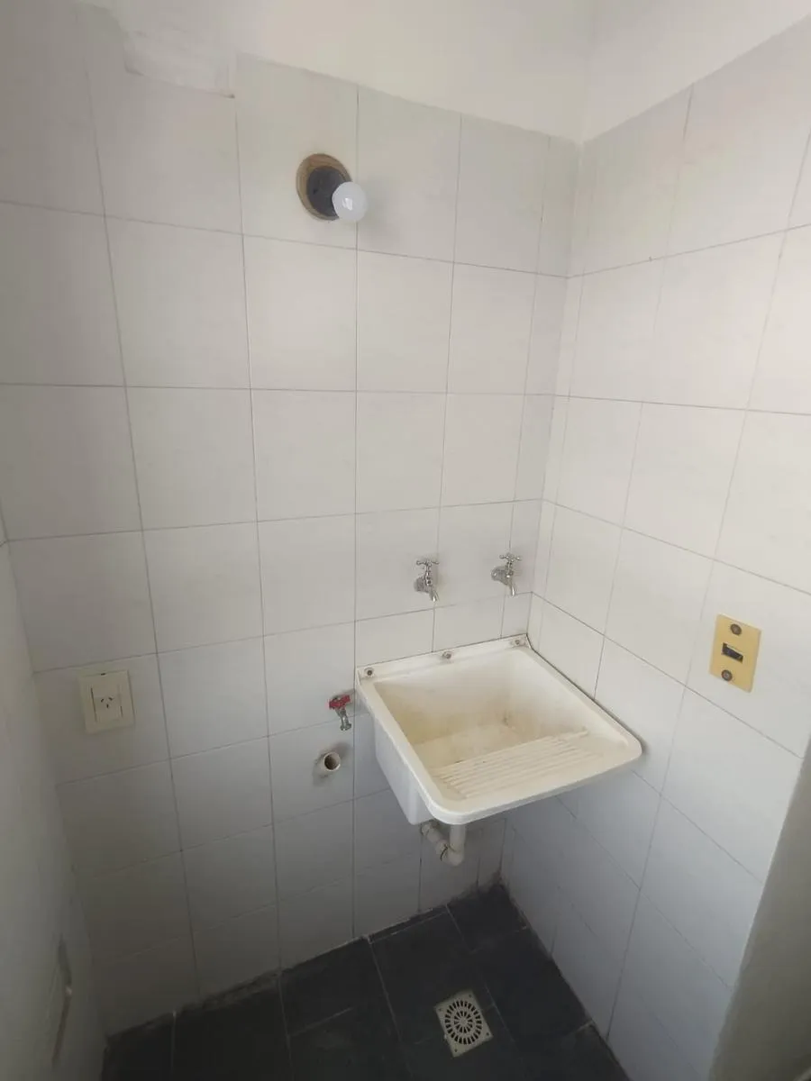 DEPARTAMENTO DE 3 DORMITORIOS CON COCHERA