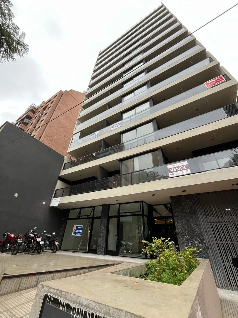 VENTA DEPARTAMENTO 2 DORMITORIOS. A METROS DE PARQUE SARMIENTO.