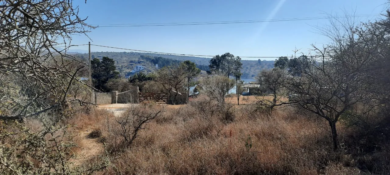 Terreno de 1,211 mtrs - Barrio del Lago - Potrero de Garay