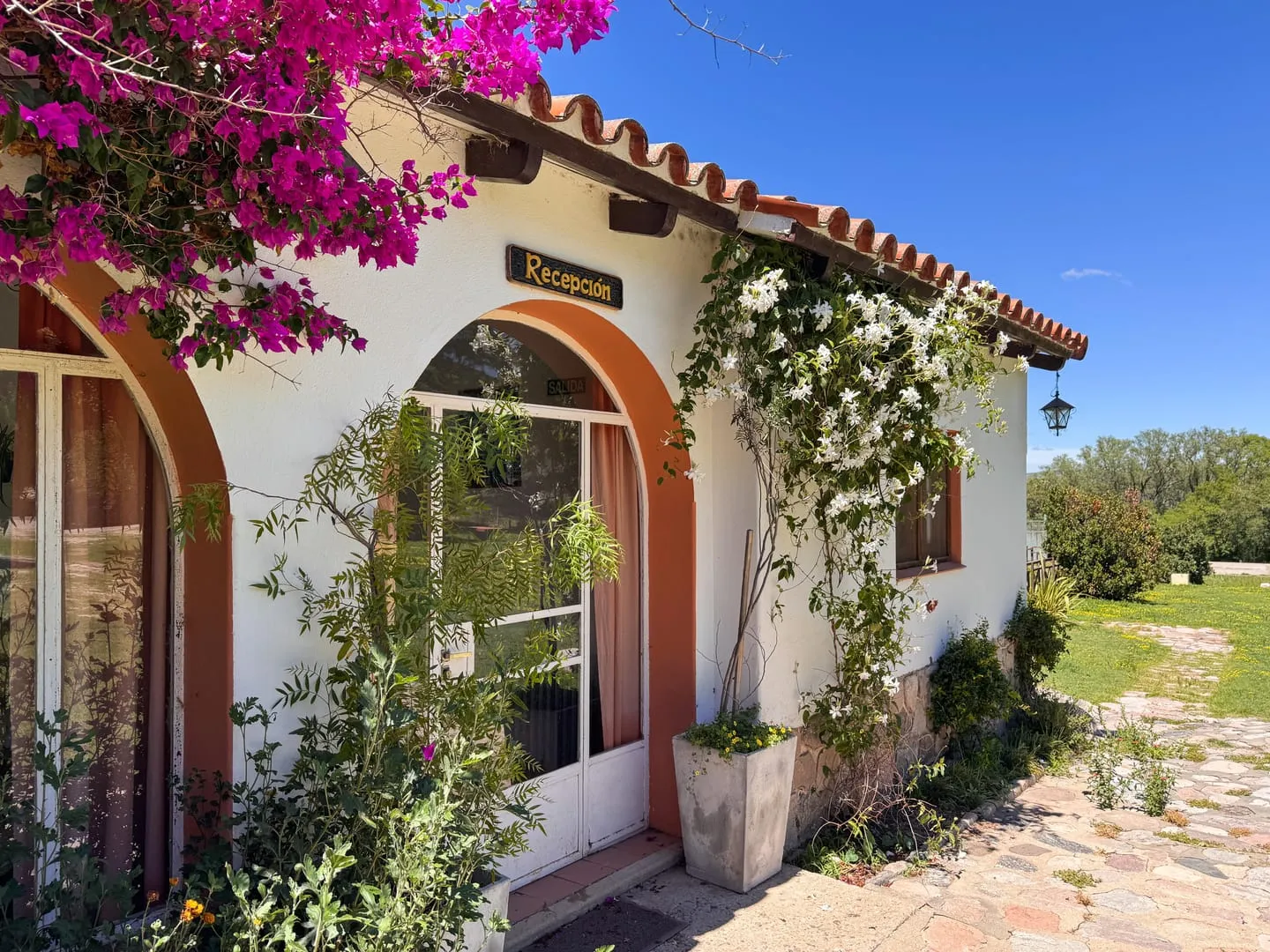 VENTA GRAN CASONA EX HOTEL - LOS COCOS