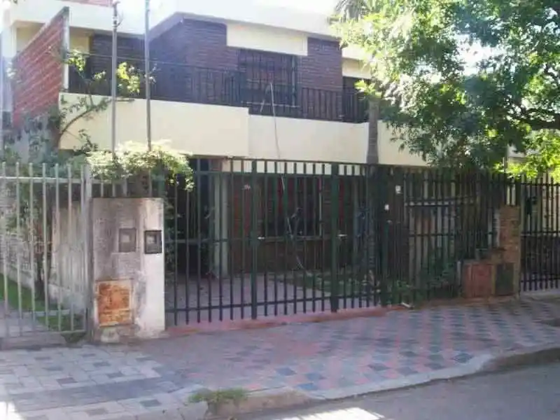 Los Platanos - T: 350 m2  y 347 m2. - 2 Casas amplias