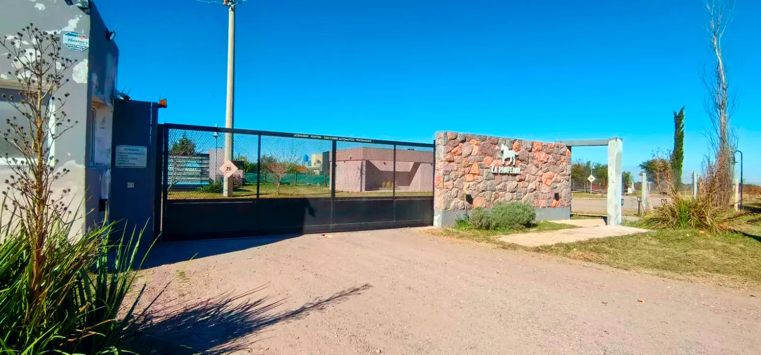 TERRENO EN VENTA /COLON, ESTACION JUAREZ CELMAN