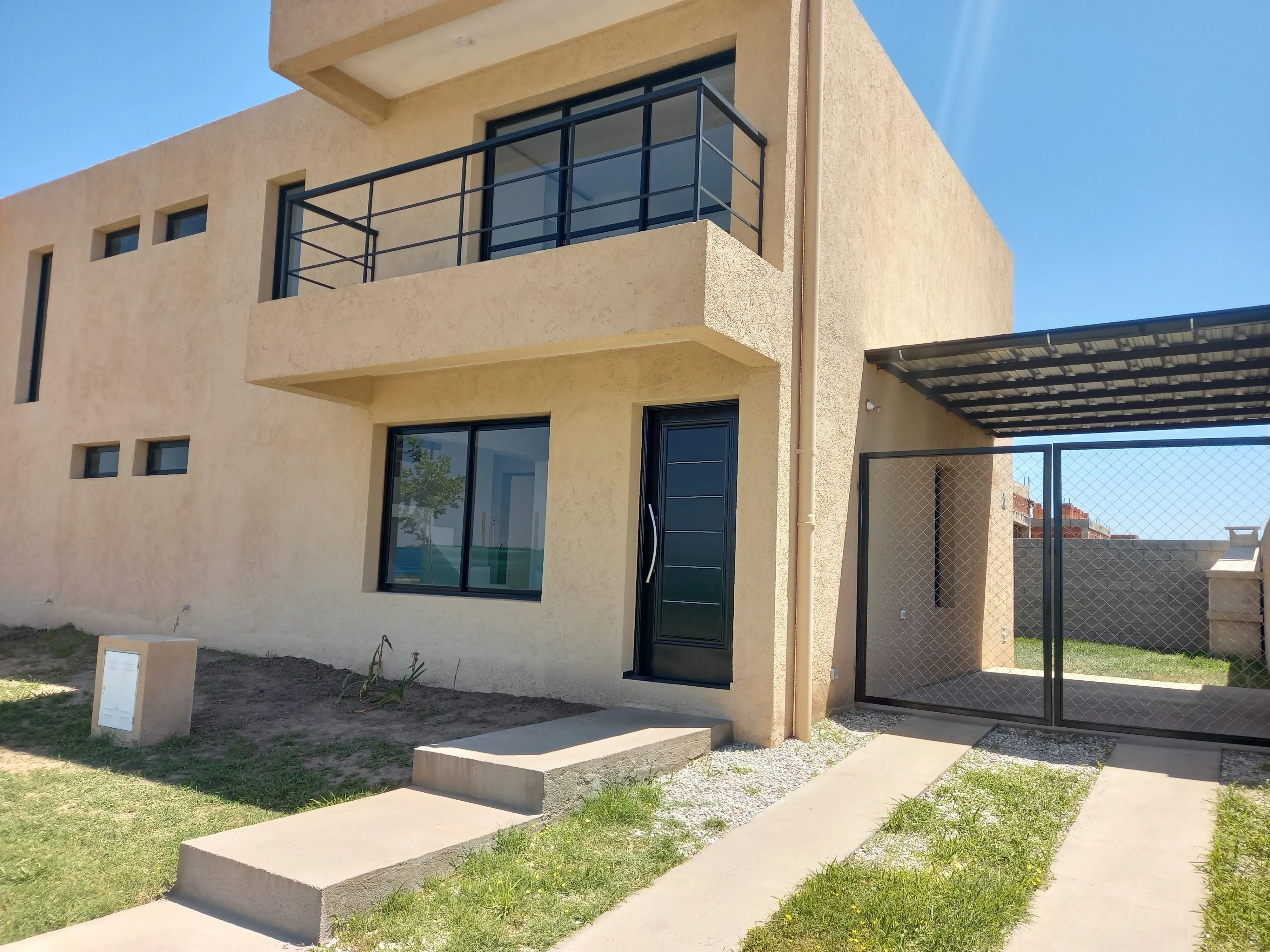 Duplex 4 dormitorios San Ignacio Village Manatiales II