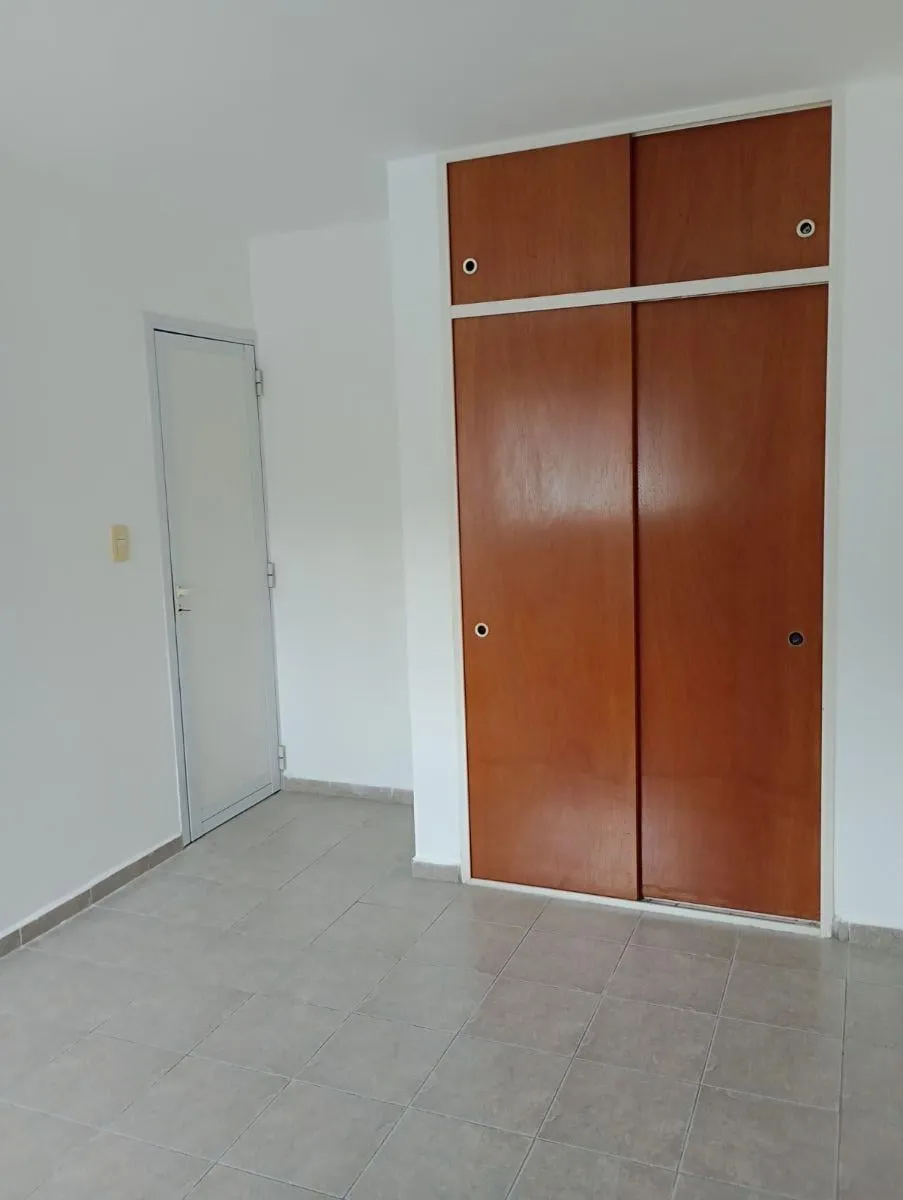 Vendo Dpto Av Patria 300 2 Dorm