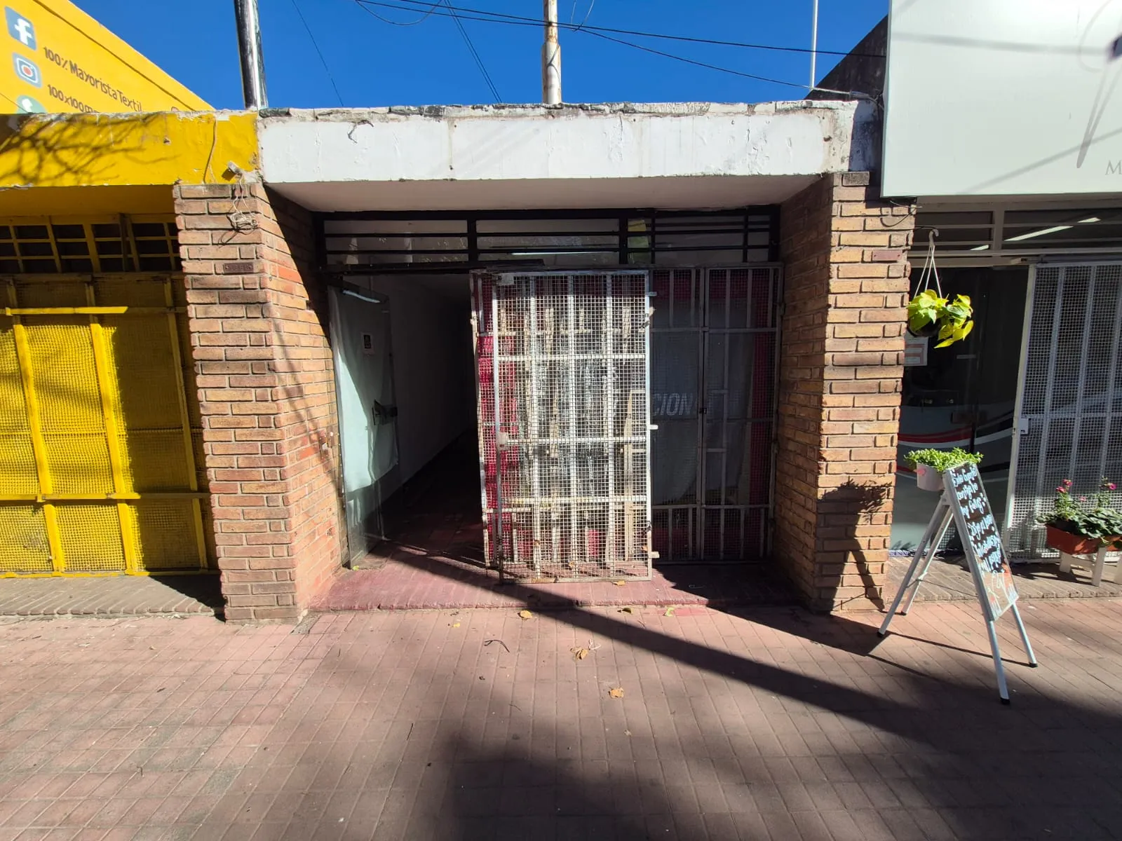 Local Comercial en Alquiler – San Vicente