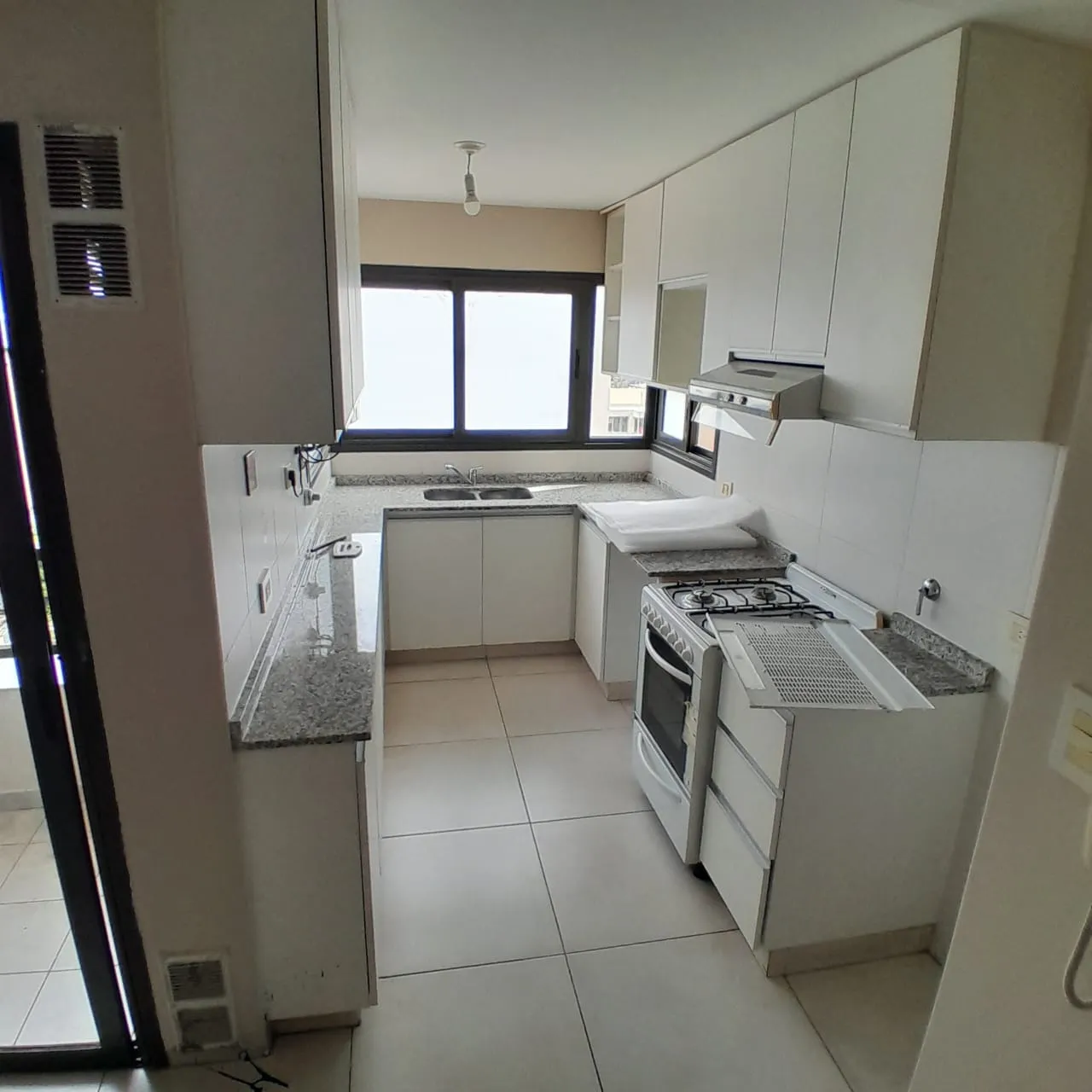 Vendo departamento 1 dormitorio balcón zona tribunales
