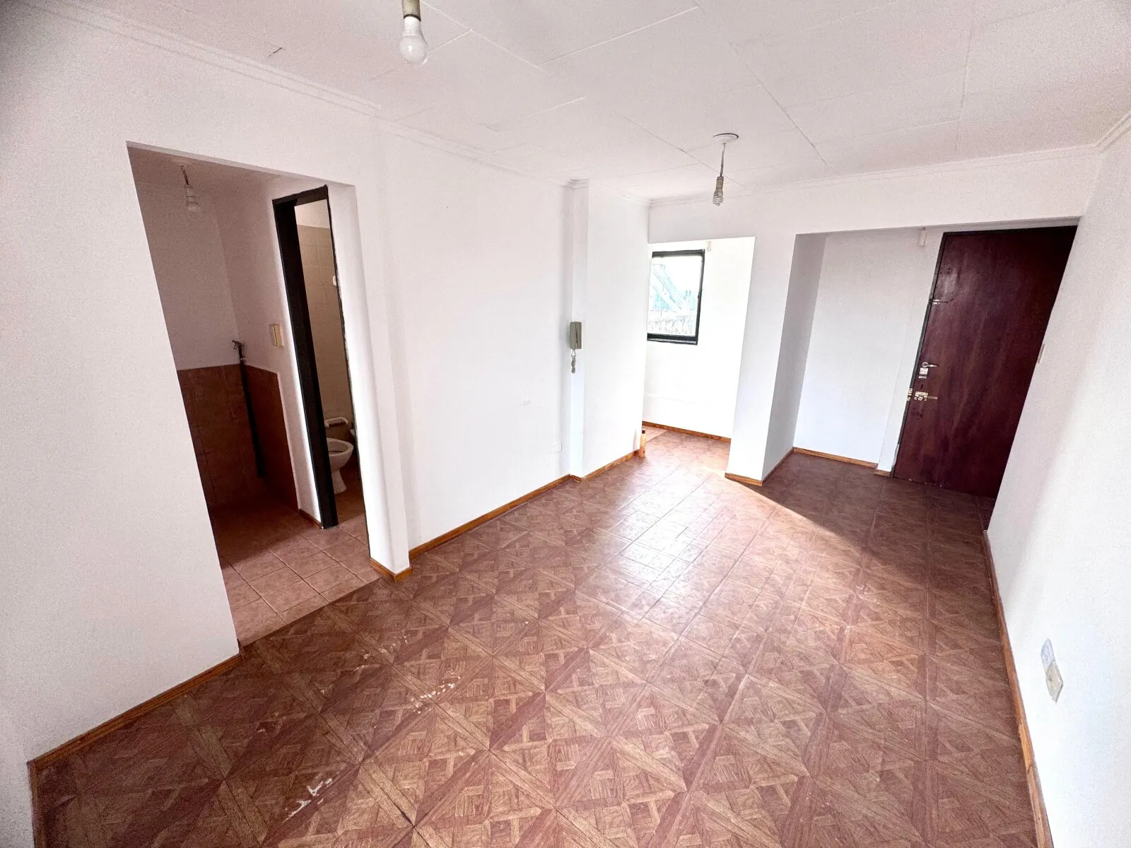 DEPTO EN VENTA 1 DORM ALBERDI P/ RECICLAR ESCRITURA OPORTUNIDAD