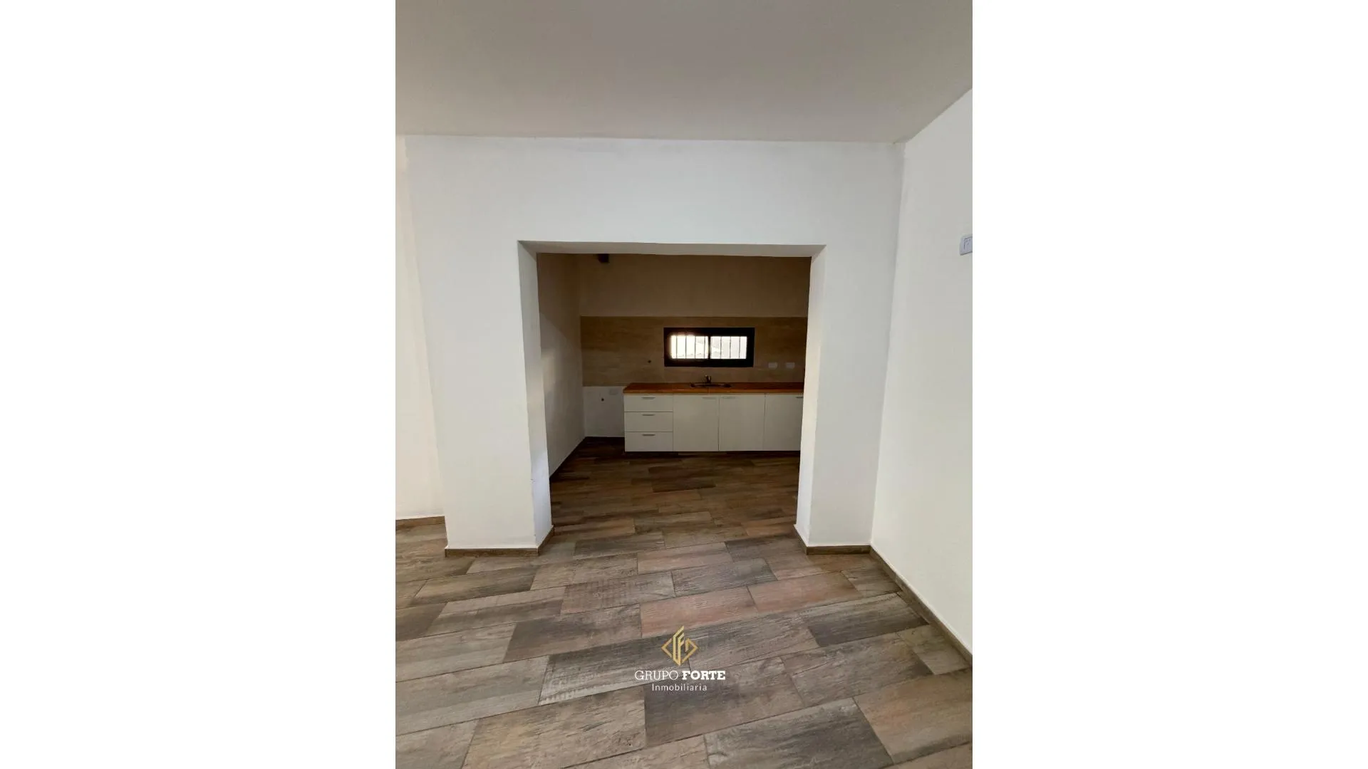 OPORTUNIDAD! CASA EN VENTA EN LA CALERA!