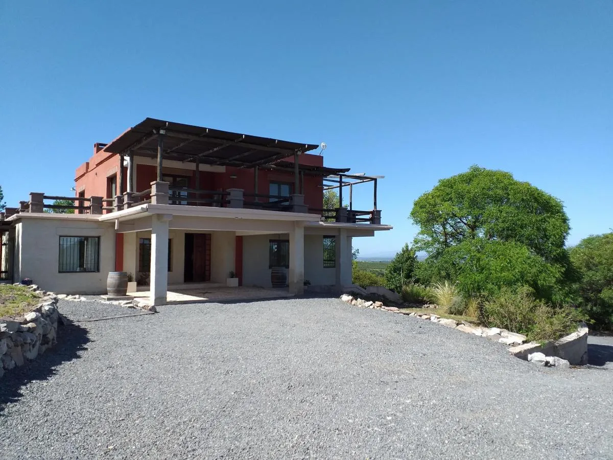 Se vende casa en La cumbre, Vistas inigualables Moderna, confort