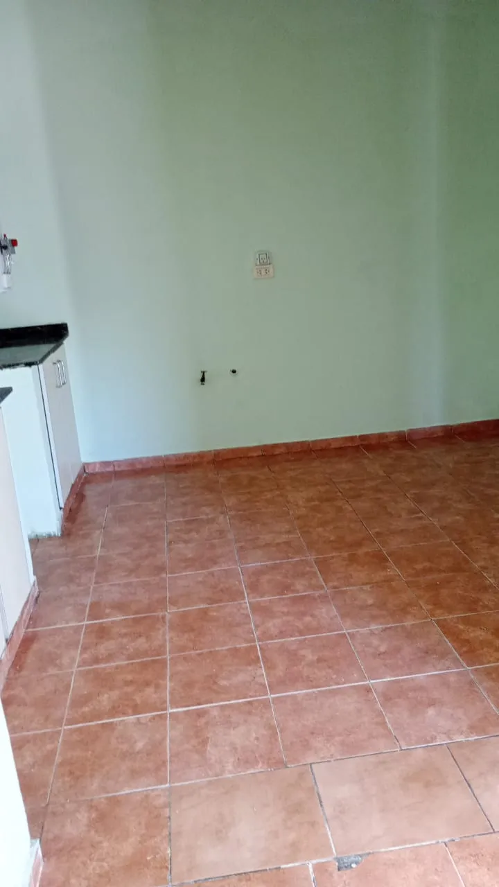 ALQUIDO DEPARTAMENTO INTERNO DE 2 DORMITORIOS EN BARRIO LAS FLORES