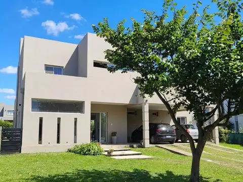 Casa en Venta en Los Nogales, Tafí Viejo
