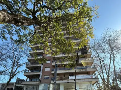 Cochera en Alquiler en Centro, Rosario