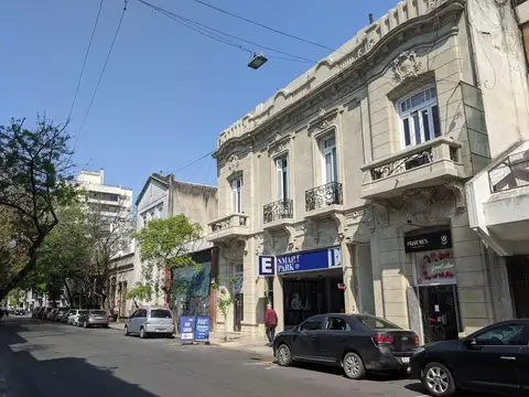 Cochera en Alquiler en Centro, Rosario