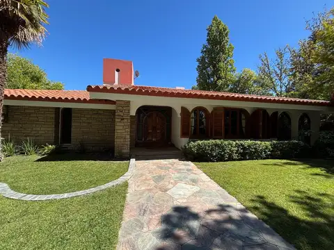 Casa en Venta en Luján de Cuyo, Mendoza