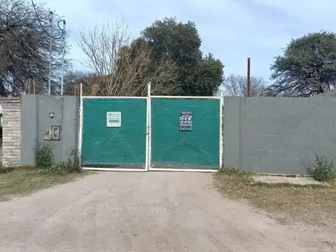 Galpón en Venta en Toledo, Santa María