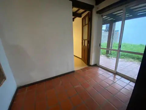 Casa en Alquiler en San Carlos Centro, Las Colonias