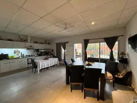 Casa en Venta en La Cerámica y Cuyo, Rosario