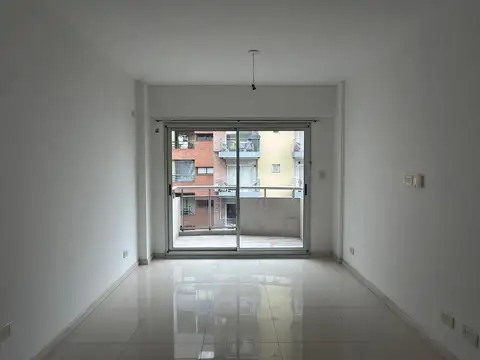 Departamento en Alquiler en Parque Chacabuco, Capital Federal