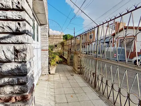 PH en Venta en Liniers, CABA