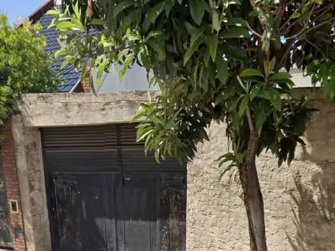 Terreno en Venta en Barrio Naón, Mataderos