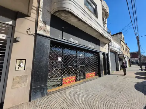 Local en Venta en Parque Patricios, CABA