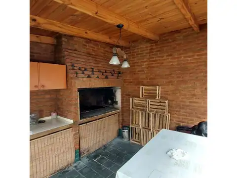 Casa en Venta en Azcuenaga, Rosario