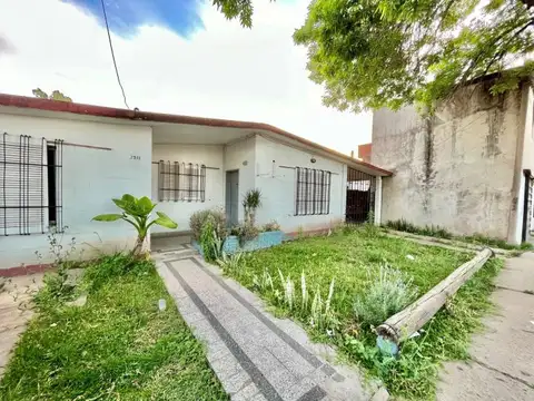 Casa en Venta en Barrio Parque Field, Rosario