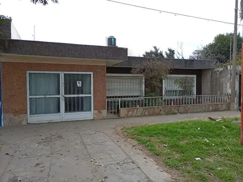 Casa en Venta en Villa Gobernador Galvez, Rosario